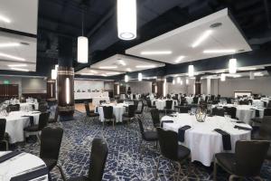 radisson plaza hotel and suites kalamazoo