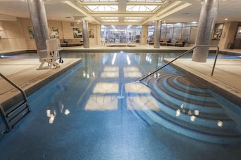 radisson plaza hotel and suites kalamazoo