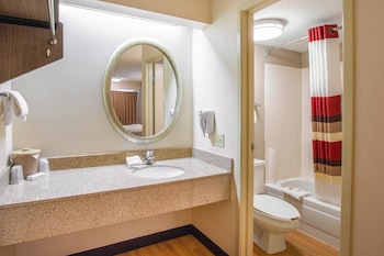 red roof inn kalamazoo west western michigan u