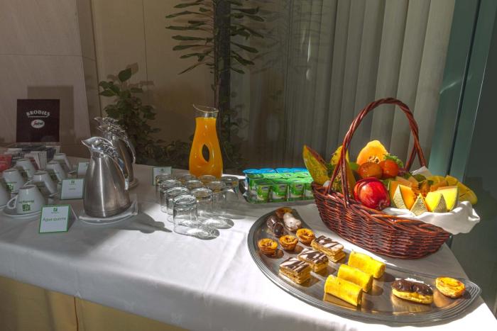 holiday inn lisbon by ihg