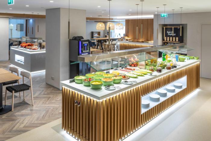 holiday inn lisbon by ihg