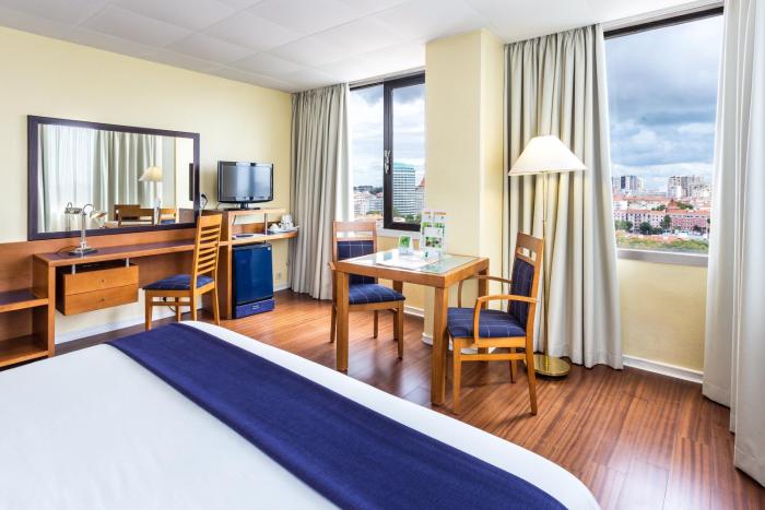 holiday inn lisbon by ihg