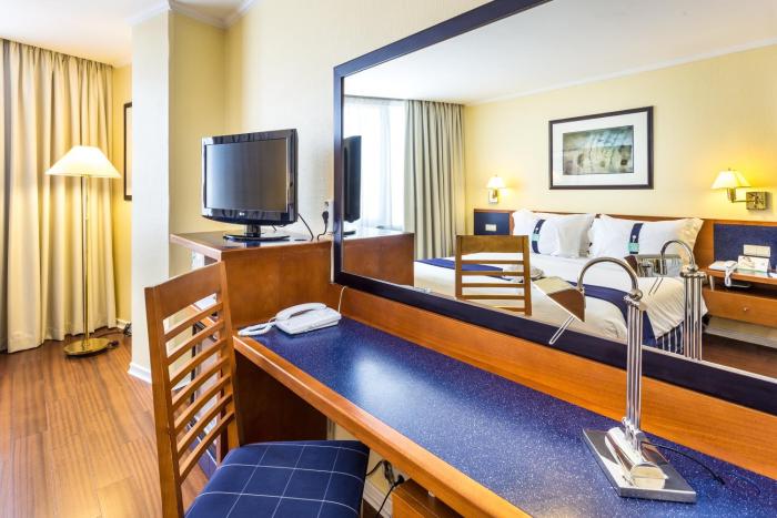 holiday inn lisbon by ihg