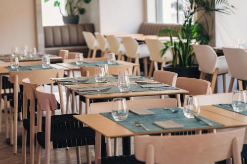 holiday inn lisbon by ihg