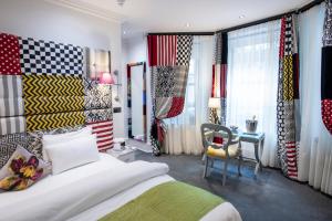 the exhibitionist hotel