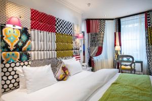 the exhibitionist hotel