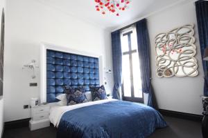 the exhibitionist hotel