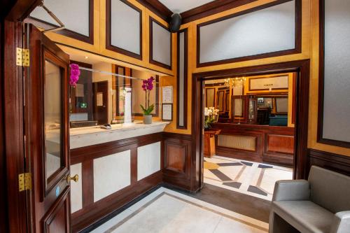 gem langham court hotel