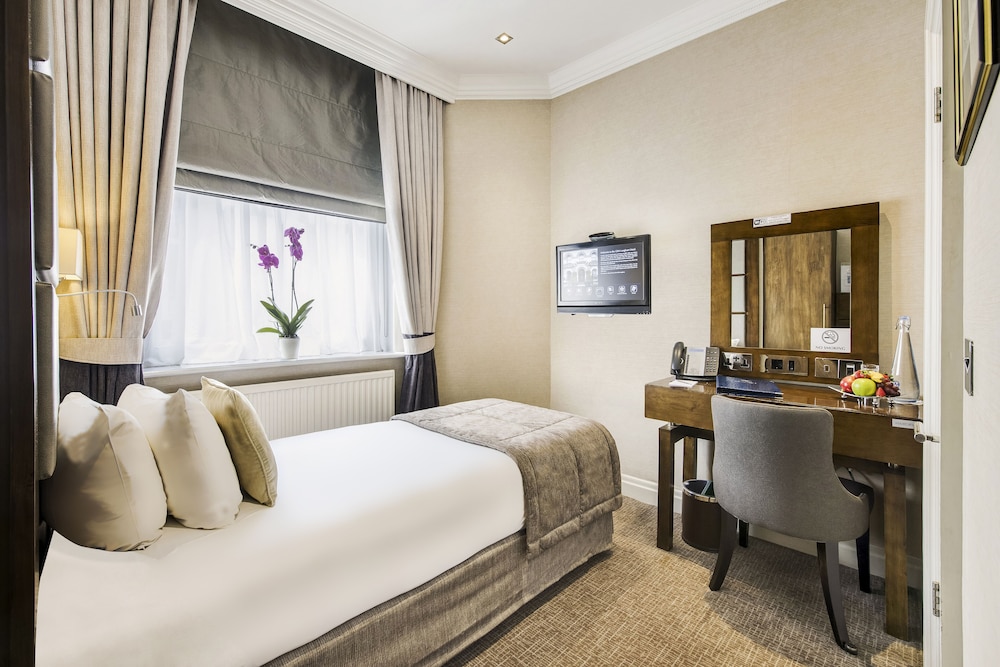 gem langham court hotel