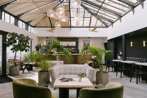 Chelsea Green Hotel, Sonder By Marriott Bonvoy,35 Ixworth Place,4 star