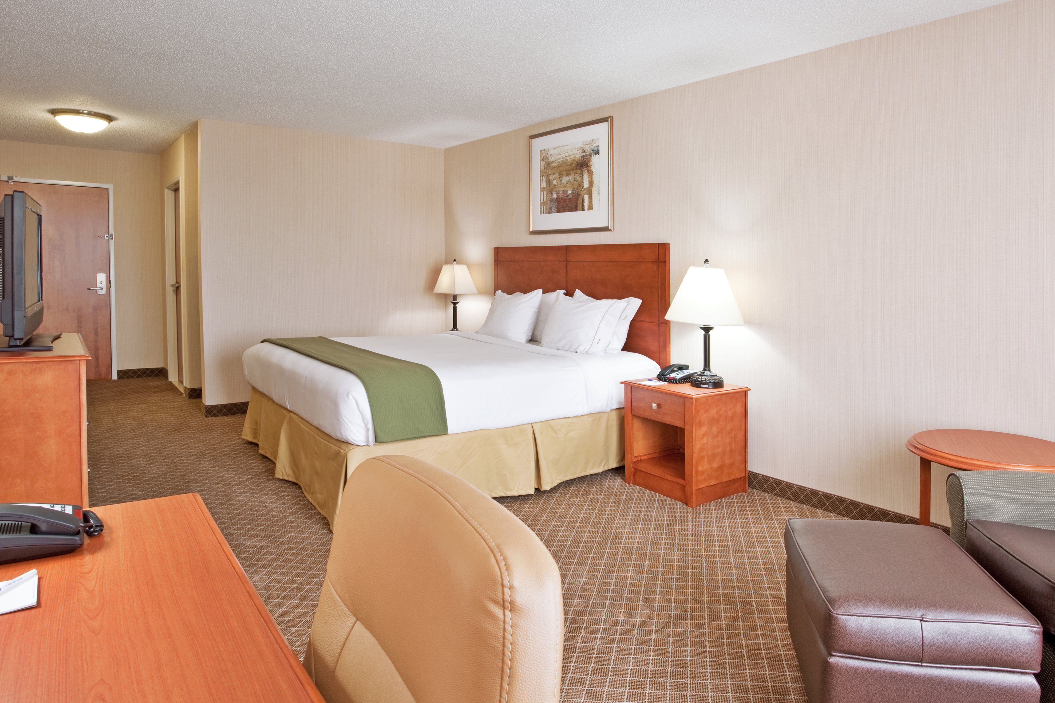 holiday inn express hotel and suites bay city by ihg