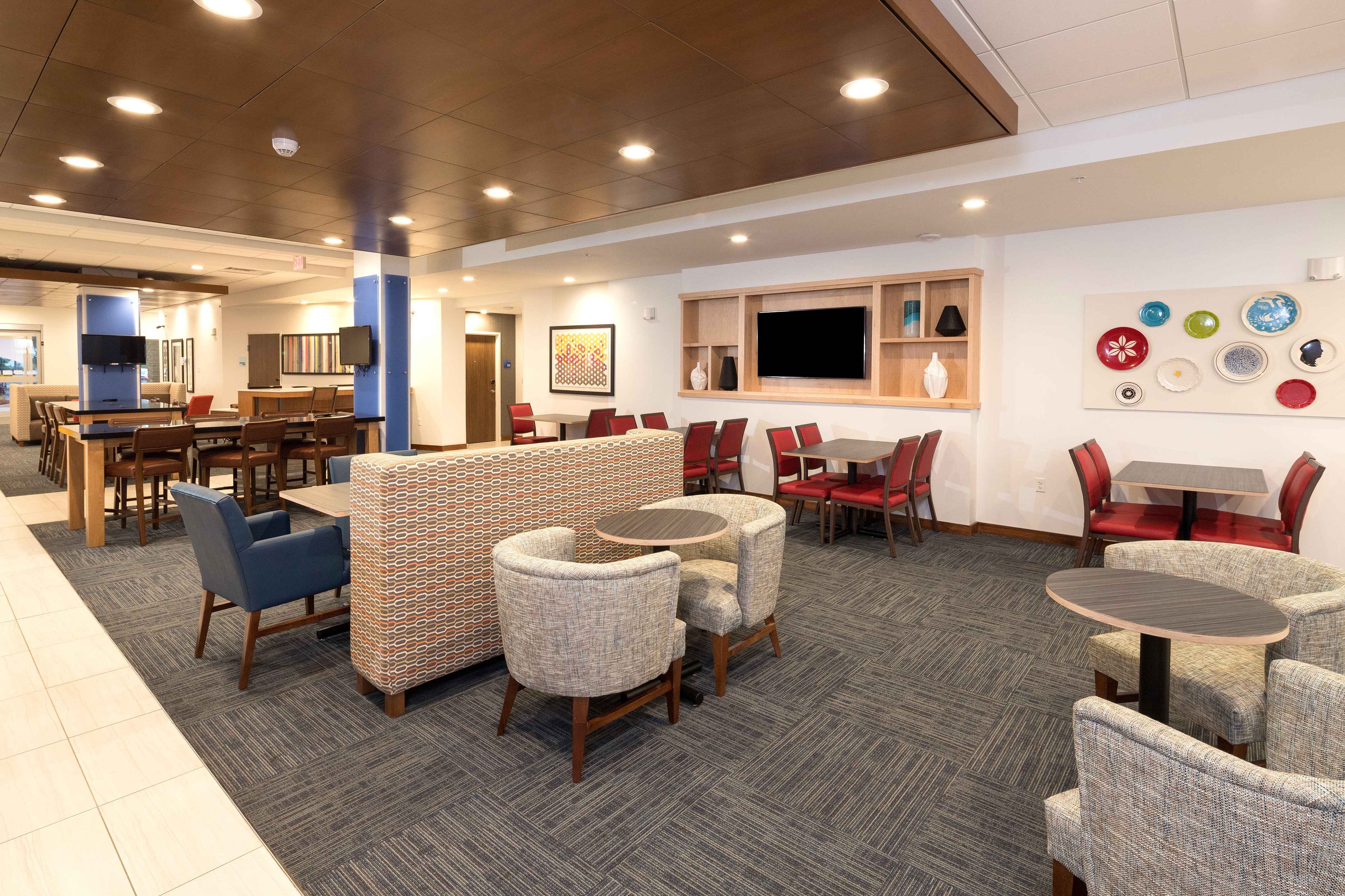 holiday inn express hotel and suites bay city by ihg
