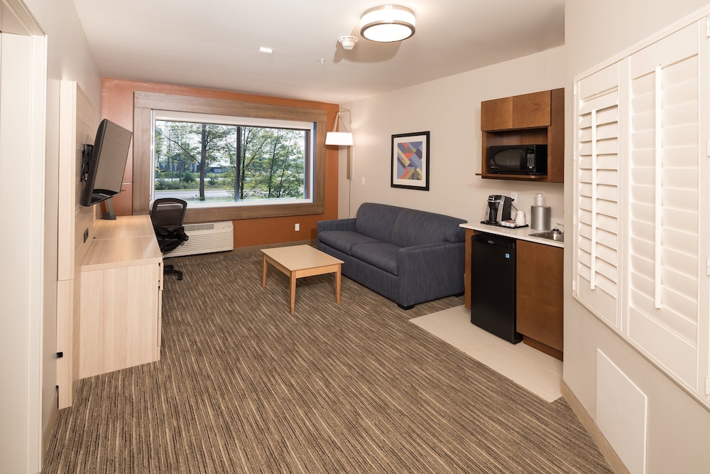 holiday inn express hotel and suites bay city by ihg