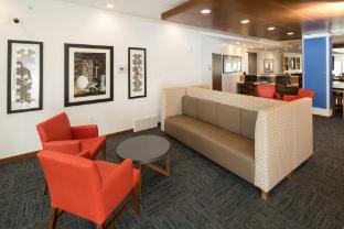 holiday inn express hotel and suites bay city by ihg