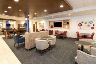 holiday inn express hotel and suites bay city by ihg