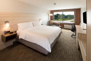 holiday inn express hotel and suites bay city by ihg