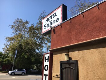 hotel salina long beach