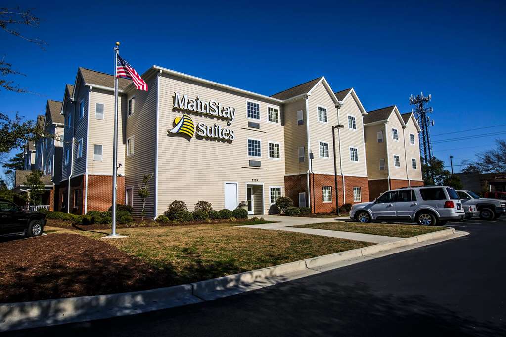 mainstay suites wilmington university area