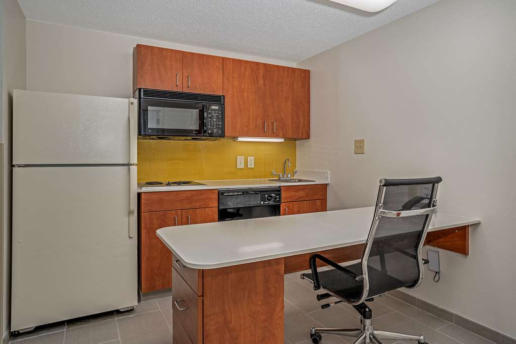 mainstay suites wilmington