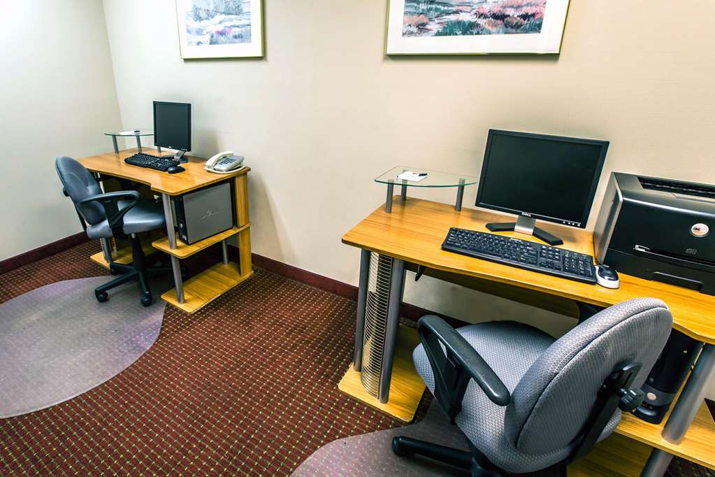 mainstay suites wilmington university area