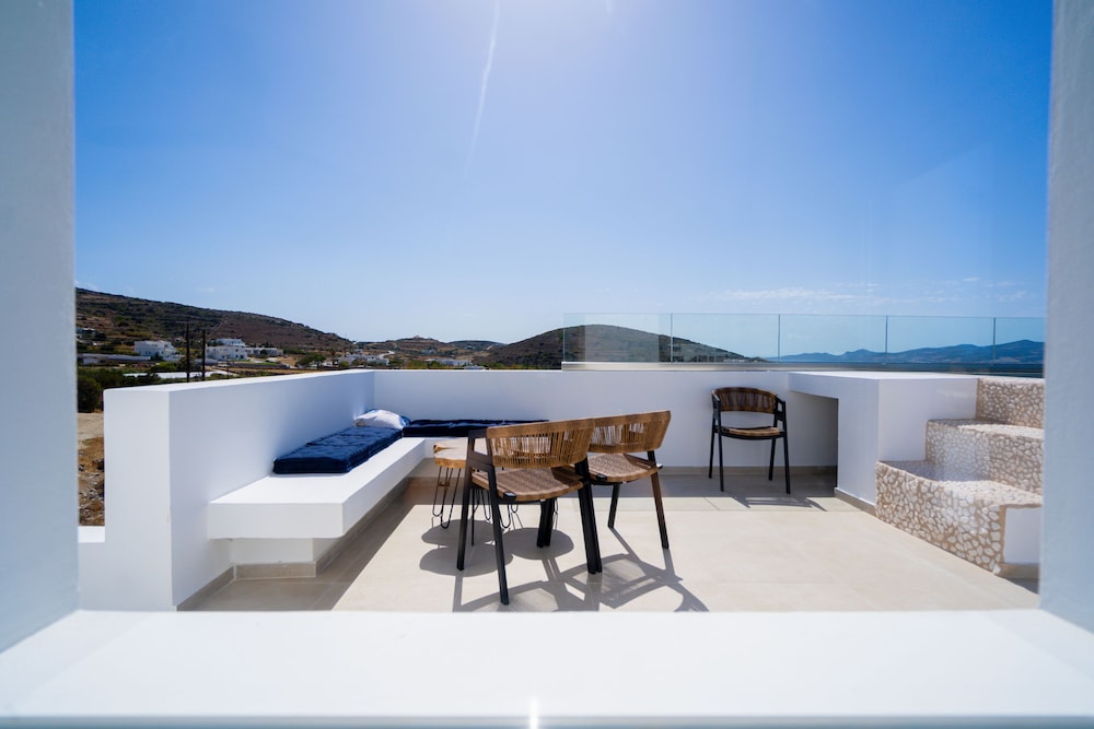 paros