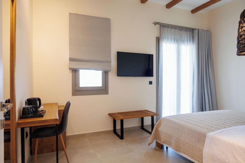 paros
