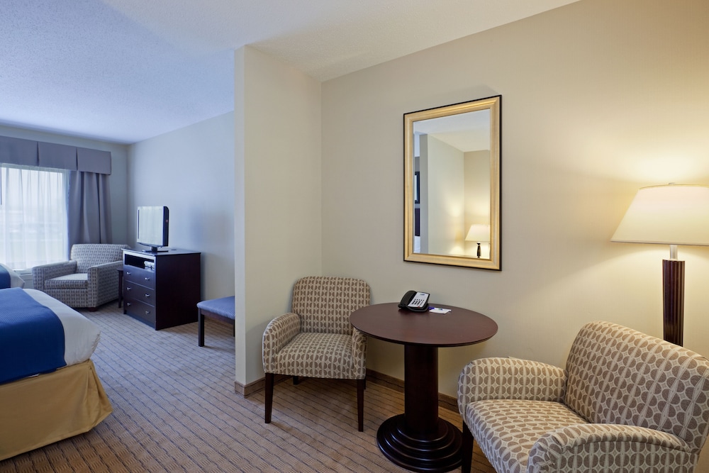 holiday inn express hotel and suites malone by ihg