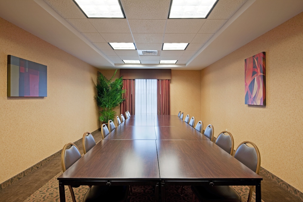 holiday inn express hotel and suites malone by ihg