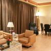 elite crystal hotel