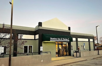 manistee inn and marina