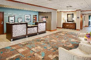 hampton inn and suites mansfield