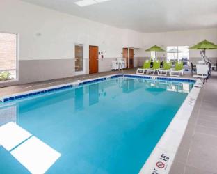 comfort suites marietta parkersburg