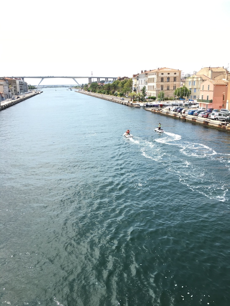 kyriad direct marseille ouest martigues