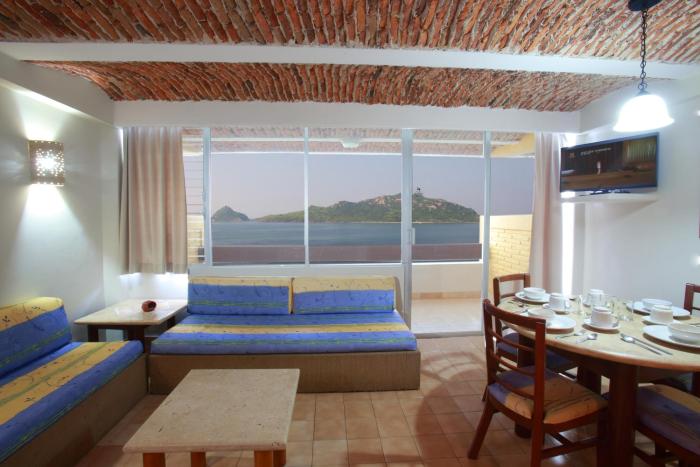 suites las flores beach mazatlan