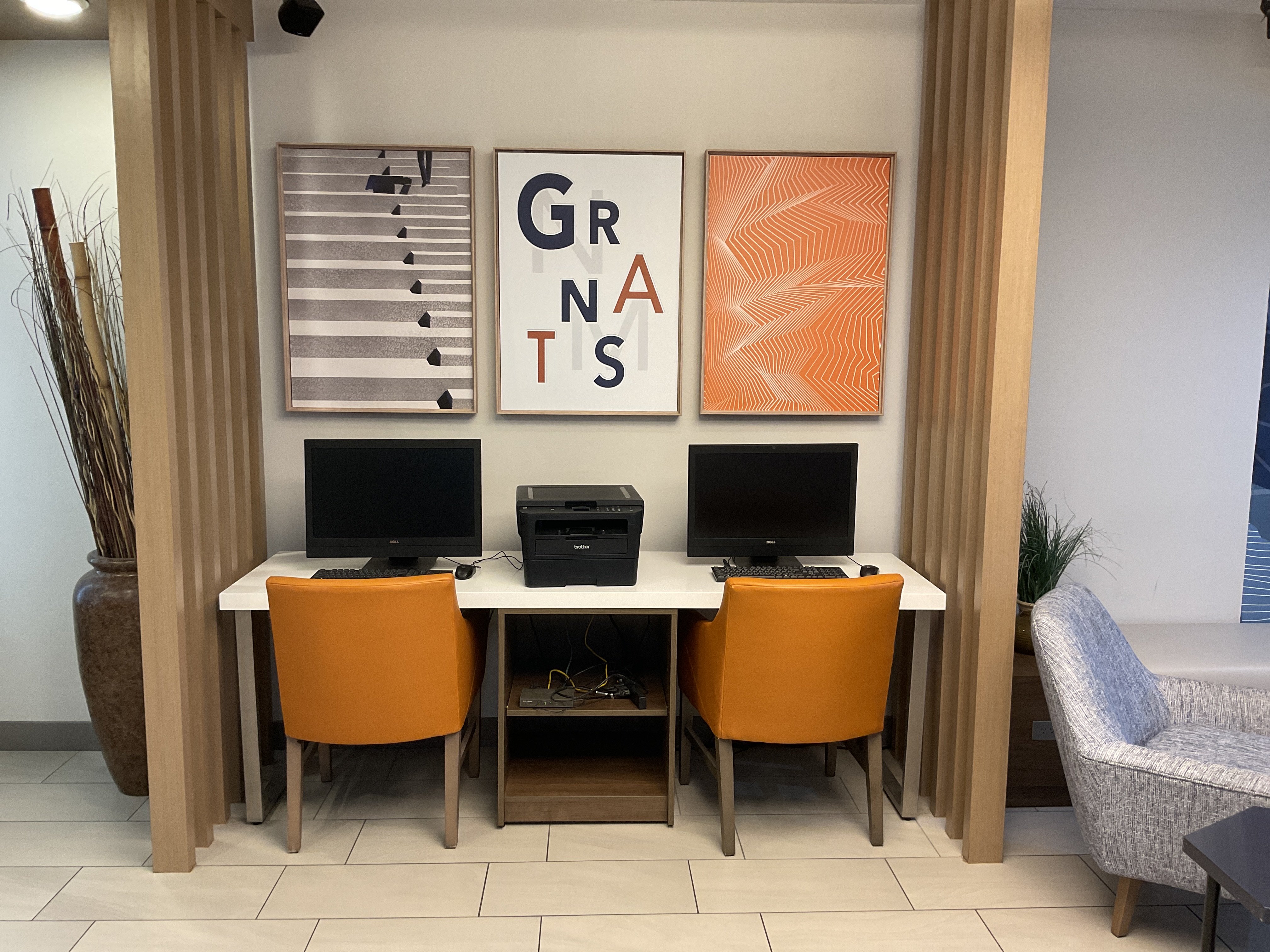 holiday inn express hotel and suites grants milan by ihg