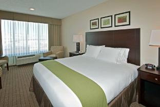 holiday inn express hotel and suites grants milan by ihg