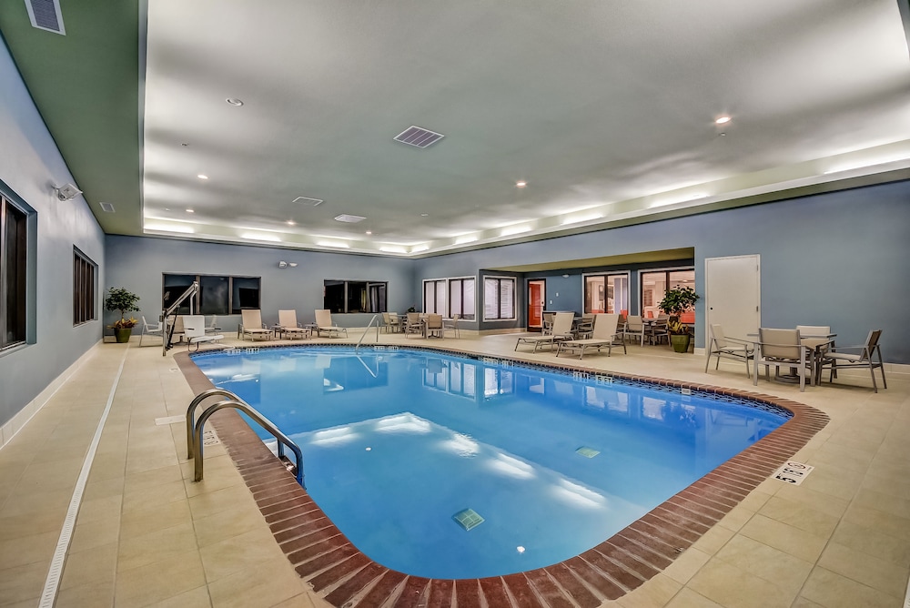 holiday inn express and suites greenville airport by ihg