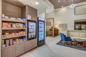 holiday inn express and suites greenville airport by ihg