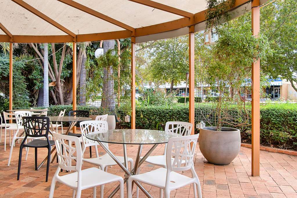 econo lodge griffith motor inn