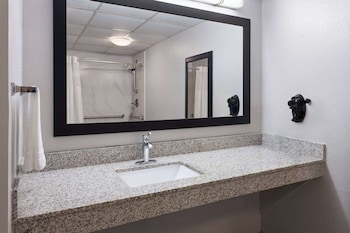 days inn by wyndham ladson summerville charleston