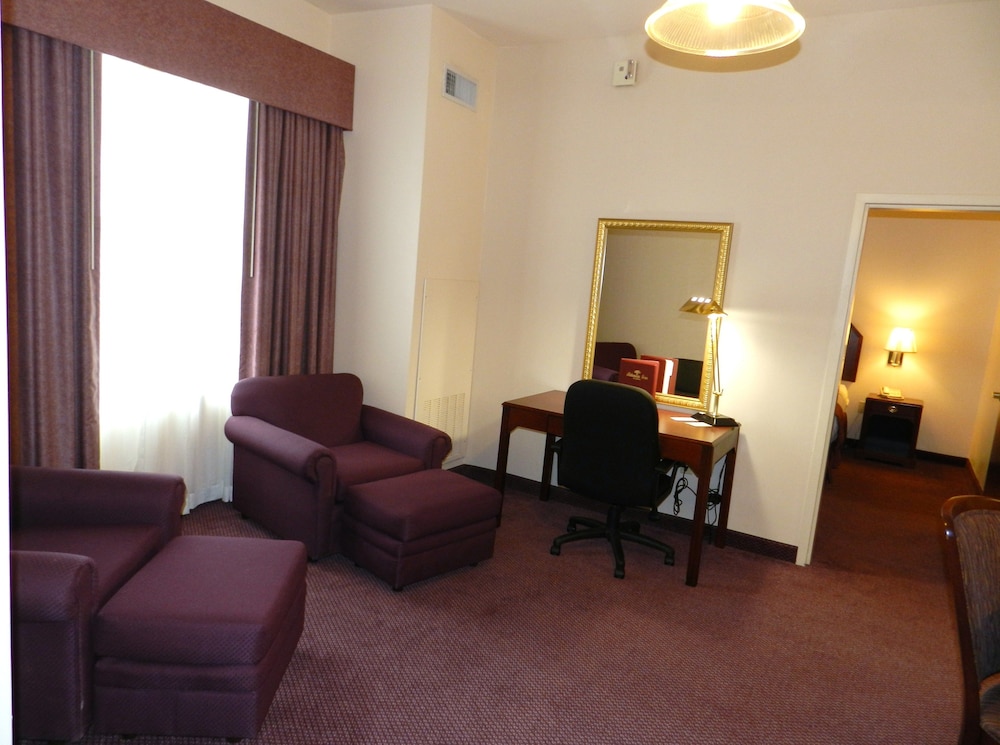spark by hilton amarillo east