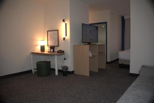 spark by hilton amarillo east