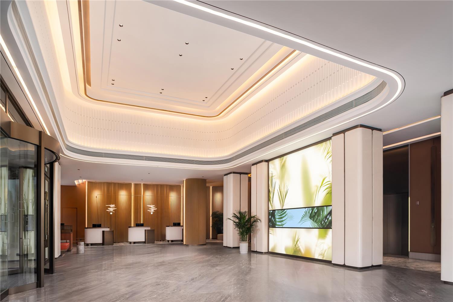 hilton garden inn xinyang east railway station