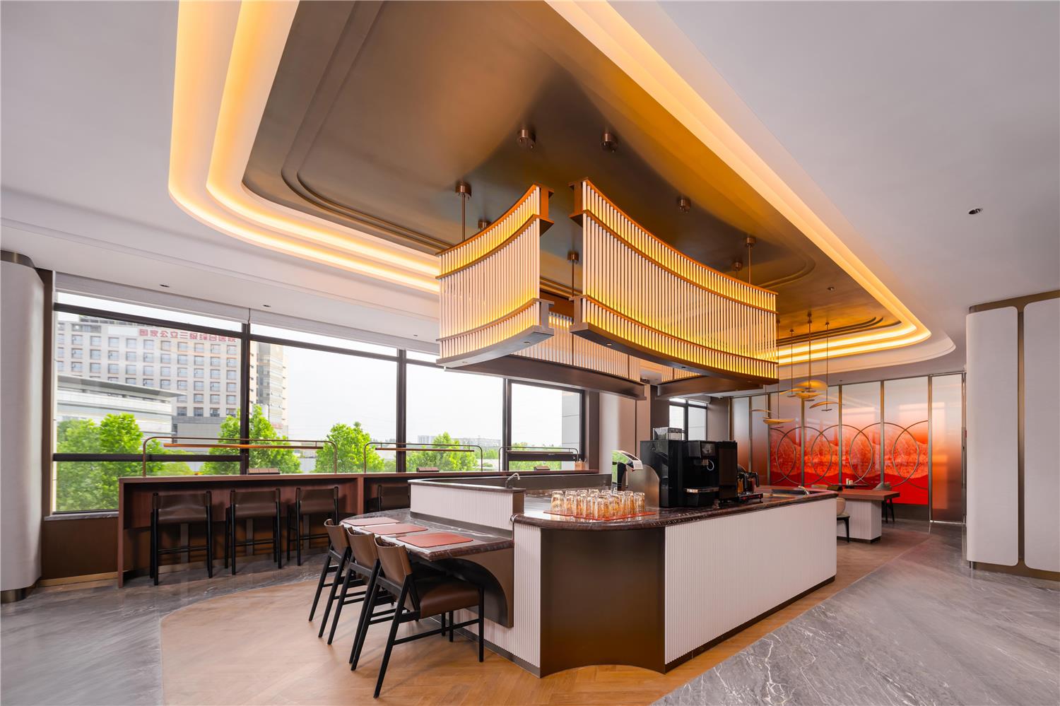 hilton garden inn xinyang east railway station