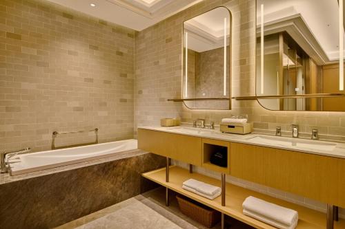 hilton garden inn chongqing yubei central park