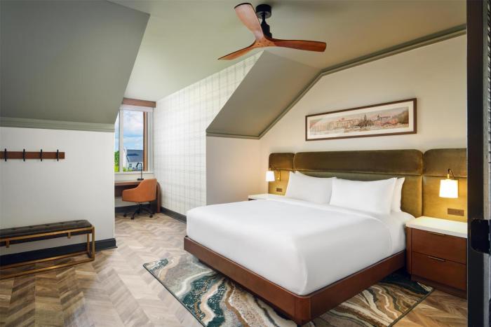 tryon riverfront inn new bern tapestry