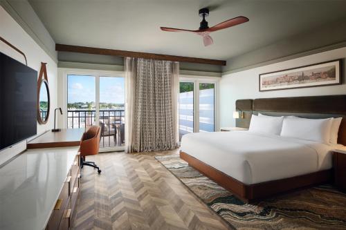 tryon riverfront inn new bern tapestry