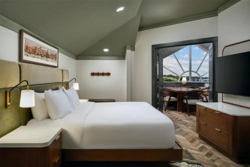 tryon riverfront inn new bern tapestry