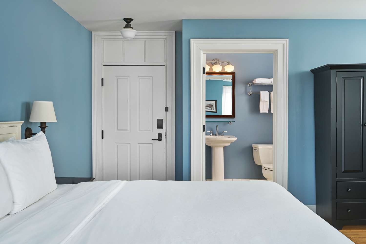 the cadillac house lexington tapestry collection by hilton