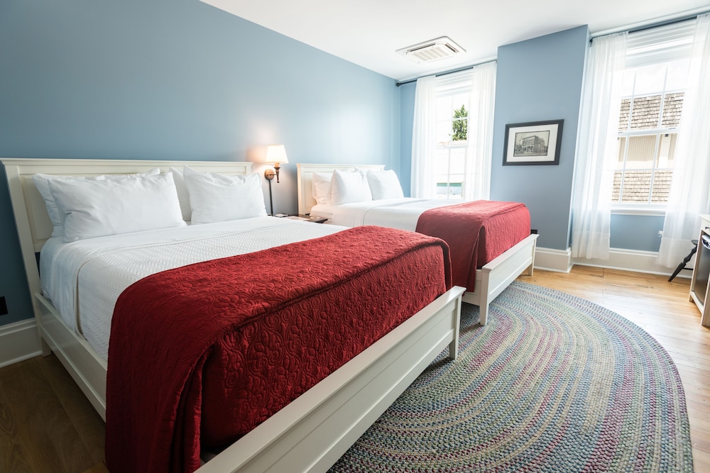 the cadillac house lexington tapestry collection by hilton